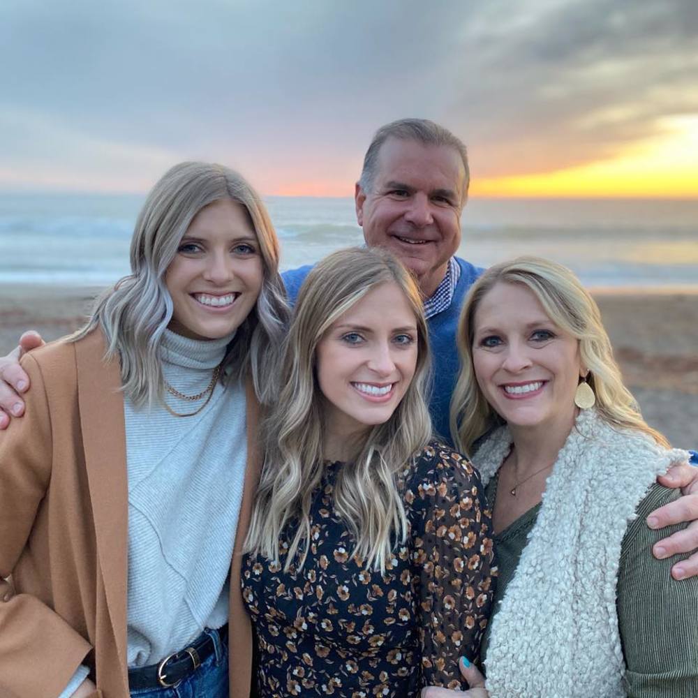 Meet your Posher, Lacey